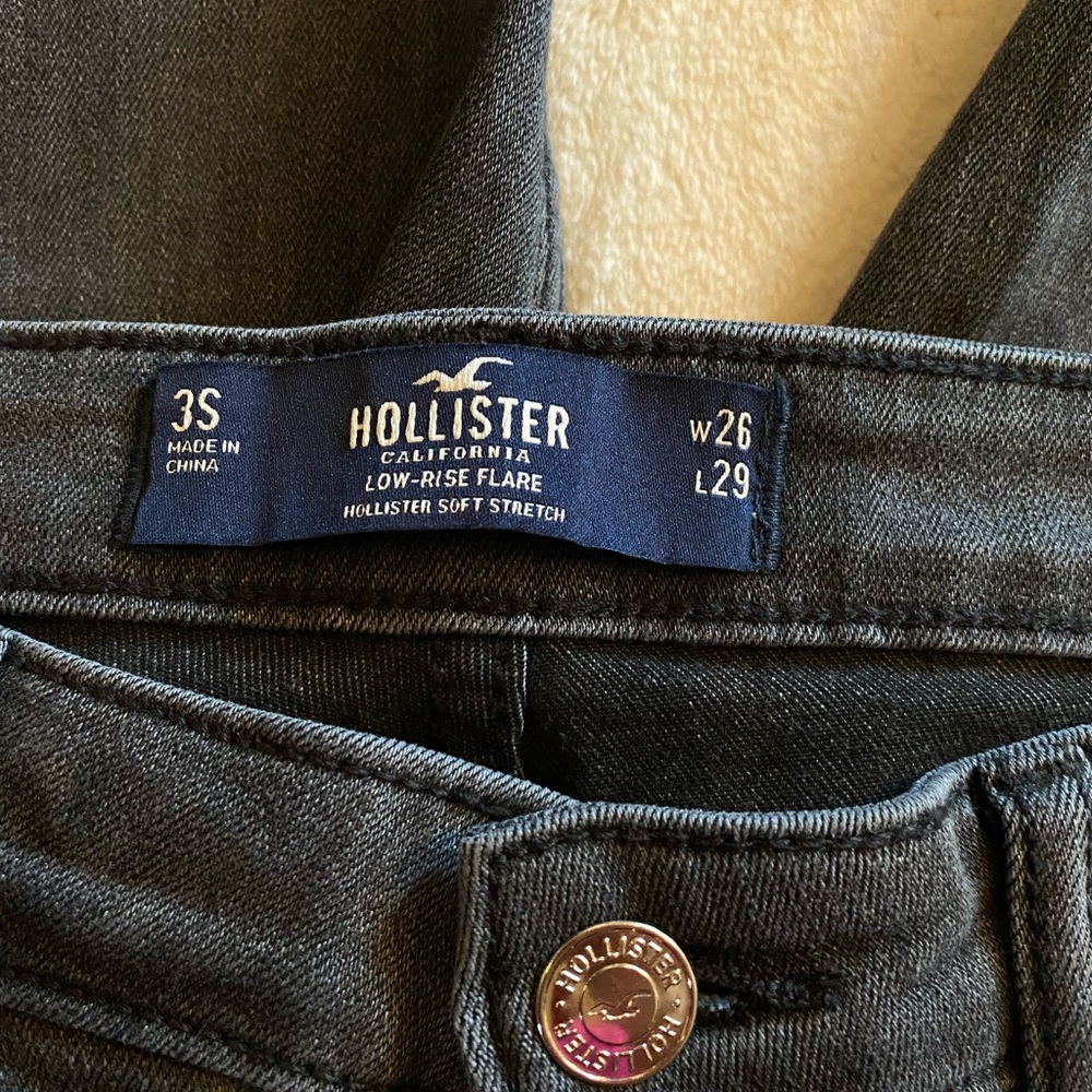 HOLLISTER WOMAN FLARE JEANS - Picture 6 of 6